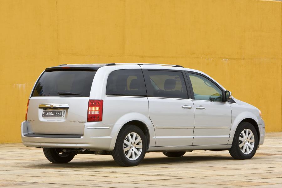  Chrysler Grand Voyager 2008 года  (фото 71 из 108)